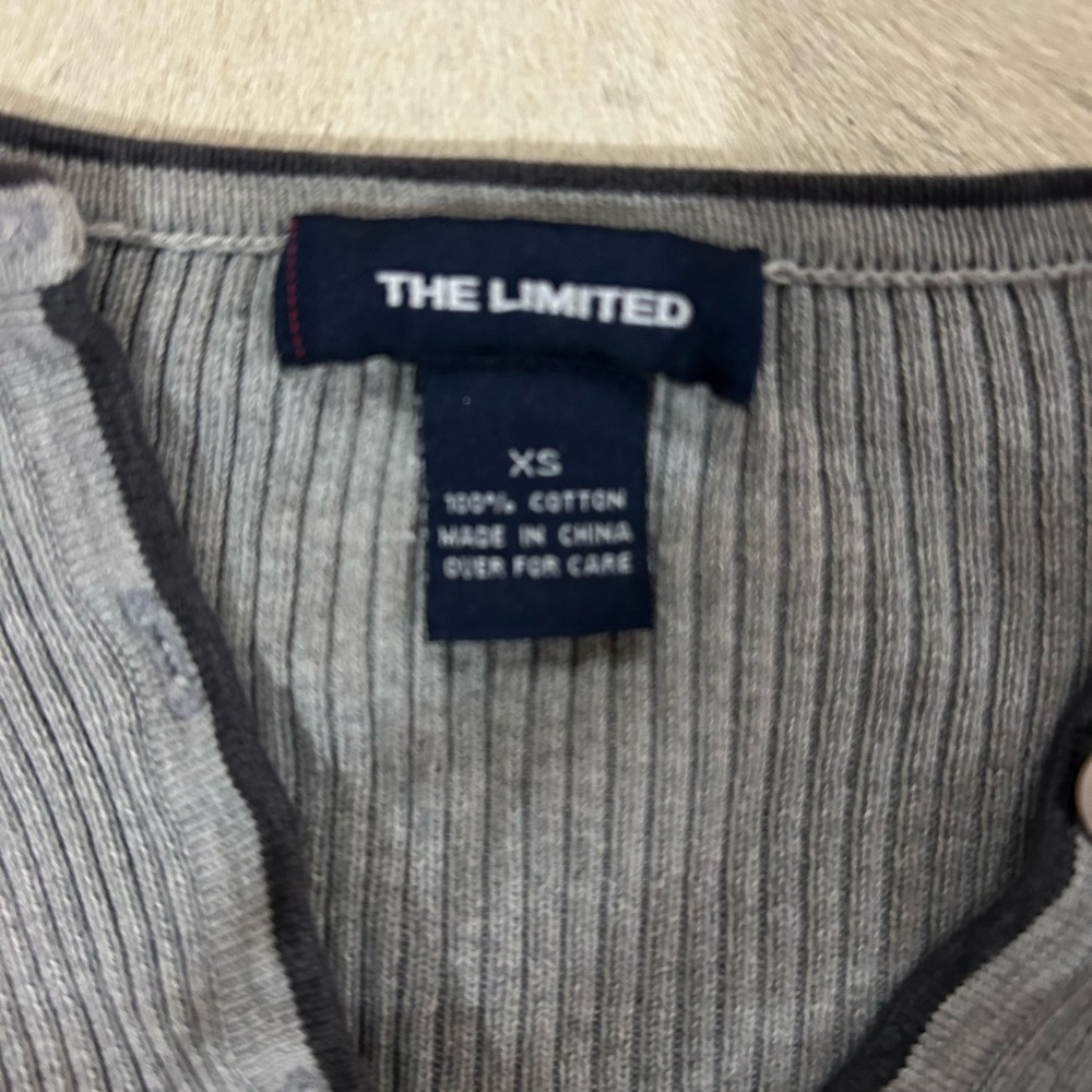 Gray Ribbed Button-Up Cardigan - Picture 2 of 2